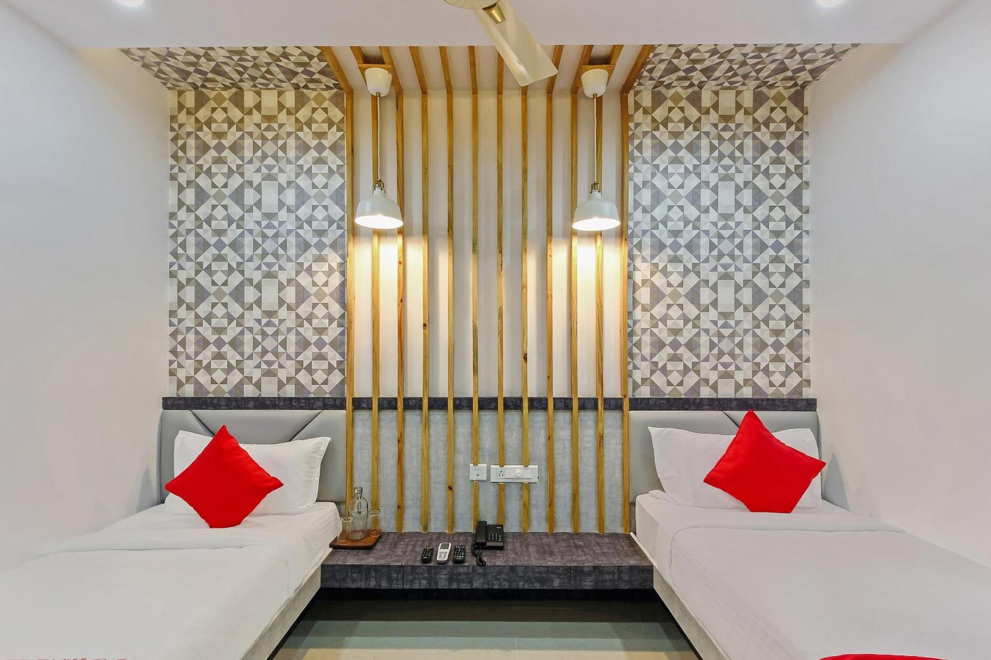 Super Capital O Hoysala Inn سيكَندراباد المظهر الخارجي الصورة
